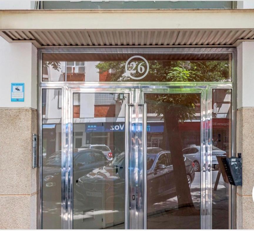 Exclusivo Duplex Con Terraza En Sevilla エクステリア 写真
