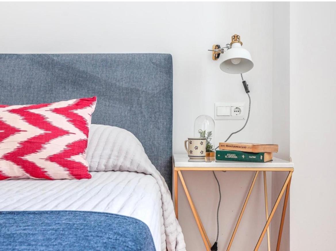 Exclusivo Duplex Con Terraza En Sevilla エクステリア 写真